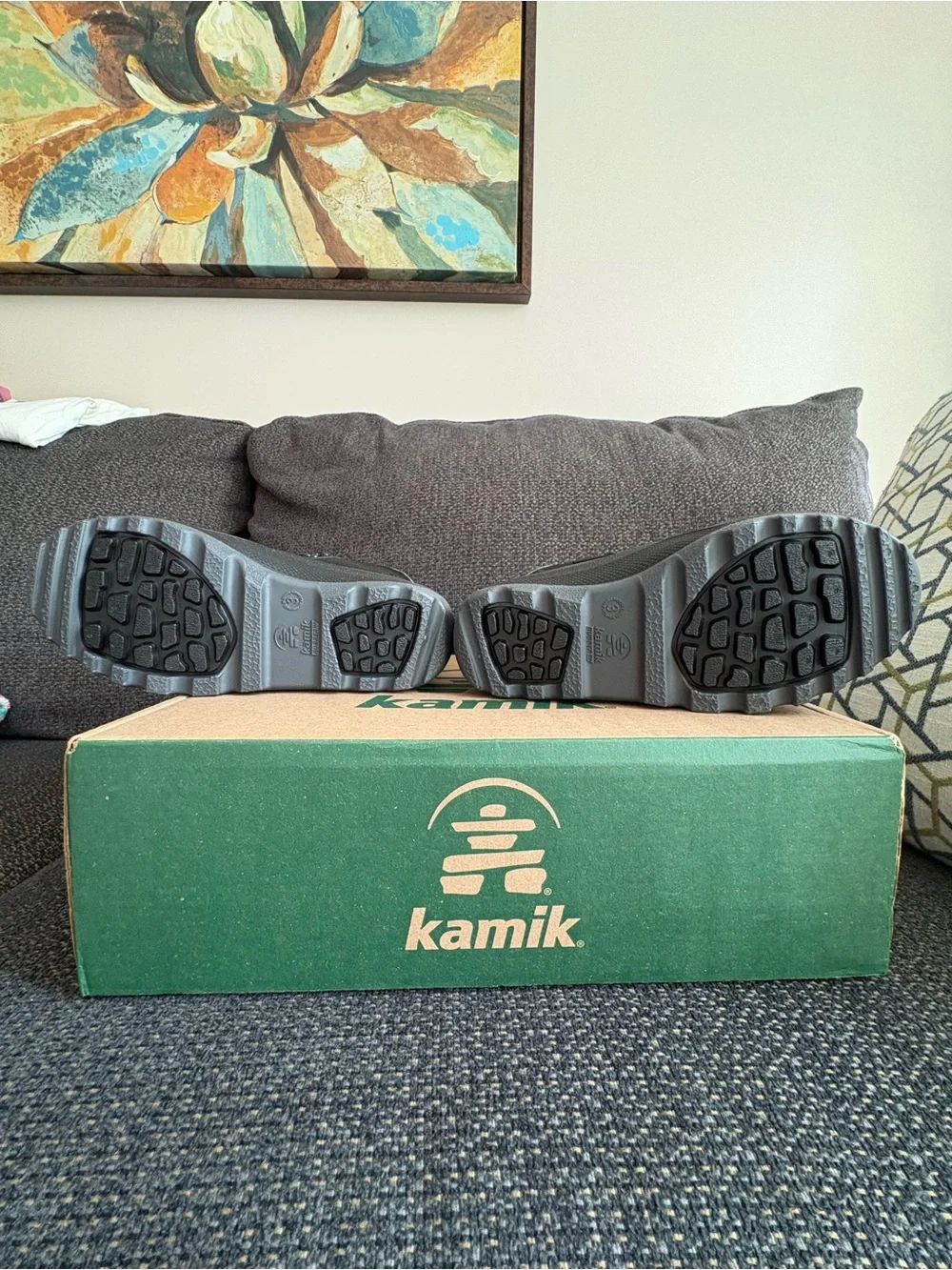 NWT 🎿 Kamik Black Kids Snow Boot with Gray Trim